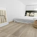 Orangehomes H27 Calm Studio In The City Center
